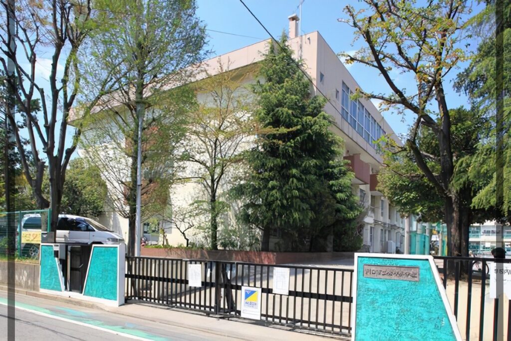 川口市立柳崎小学校