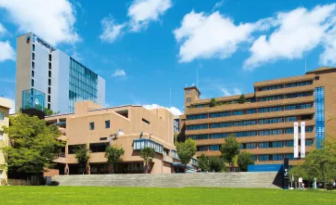 藤原丈一郎の大学
