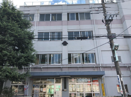 江戸川区立松江第三中学校の校舎