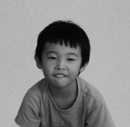 窪塚愛流の幼少期の写真