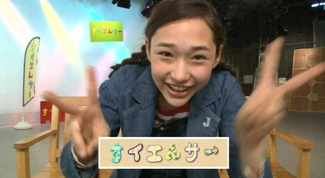 すイエんサーのMCを務める白本彩奈