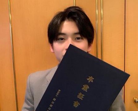 高橋文哉　学歴　高校