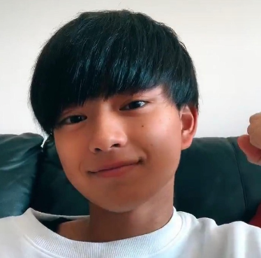 TikTokの岩瀬洋志