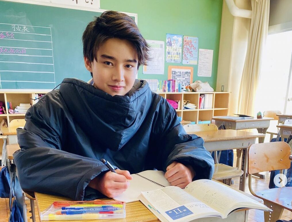 藤岡真威人　Instagram