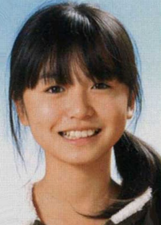 長濱ねる　小学校卒アル