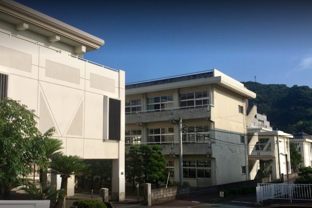 諫早市立喜々津中学校