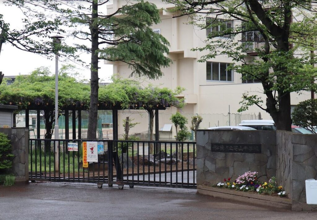 船橋市立芝山中学校