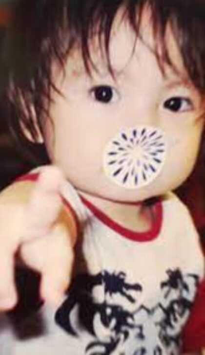 綱啓永 幼少期