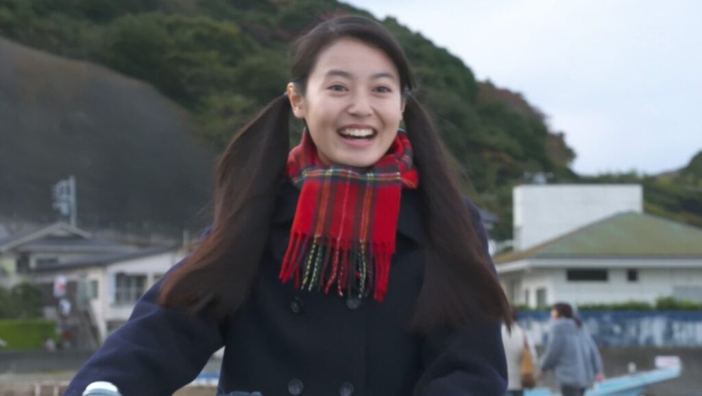 『釣りバカ日誌〜浜崎伝助』に小林薫役で出演した女優の田辺桃子