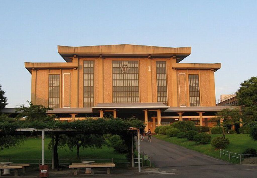 愛知学院大学