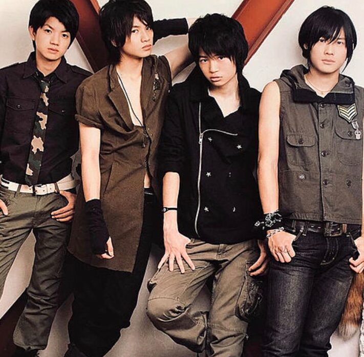 「B.I.Shadow」の髙地優吾、松村北斗、中島健人、菊池風磨