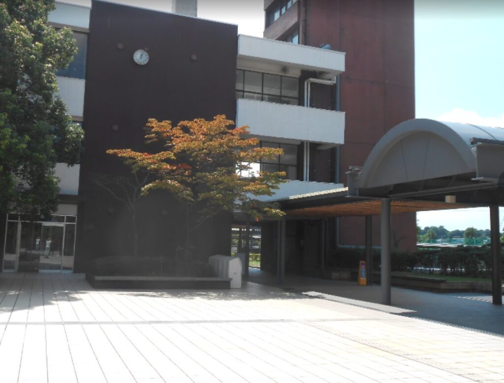 和光大学