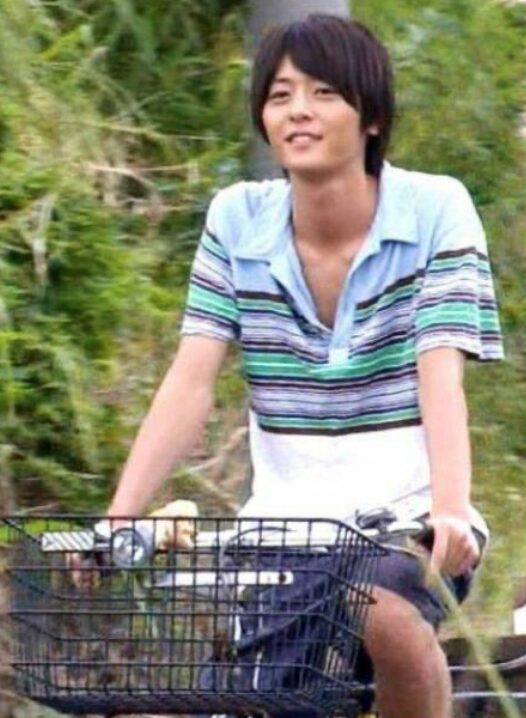 犬飼貴丈 碧い海