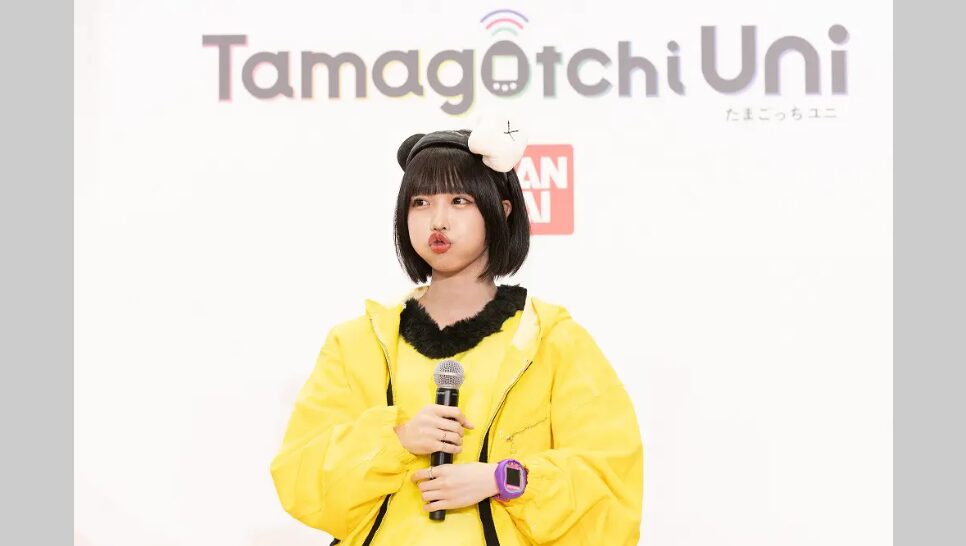 東京おもちゃショー2023に出演したあのちゃん
