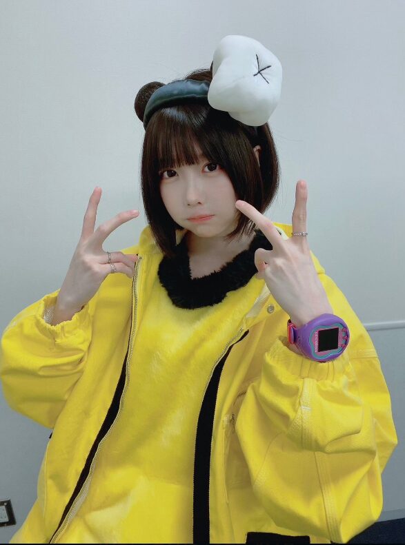 たまごっちのイメージキャラクラーに就任したあのちゃん