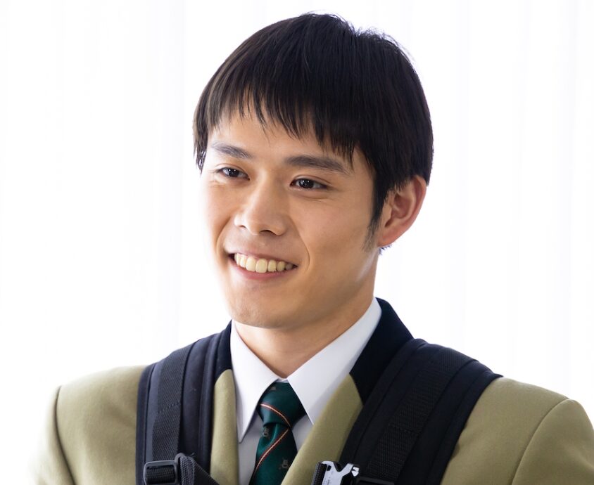 細田佳央太　制服
