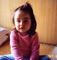 宇賀神メグ 幼少期時代