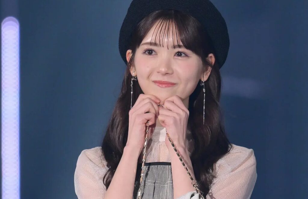 筒井あやめ　モデル
引用元：https://mdpr.jp/news/detail/4216114