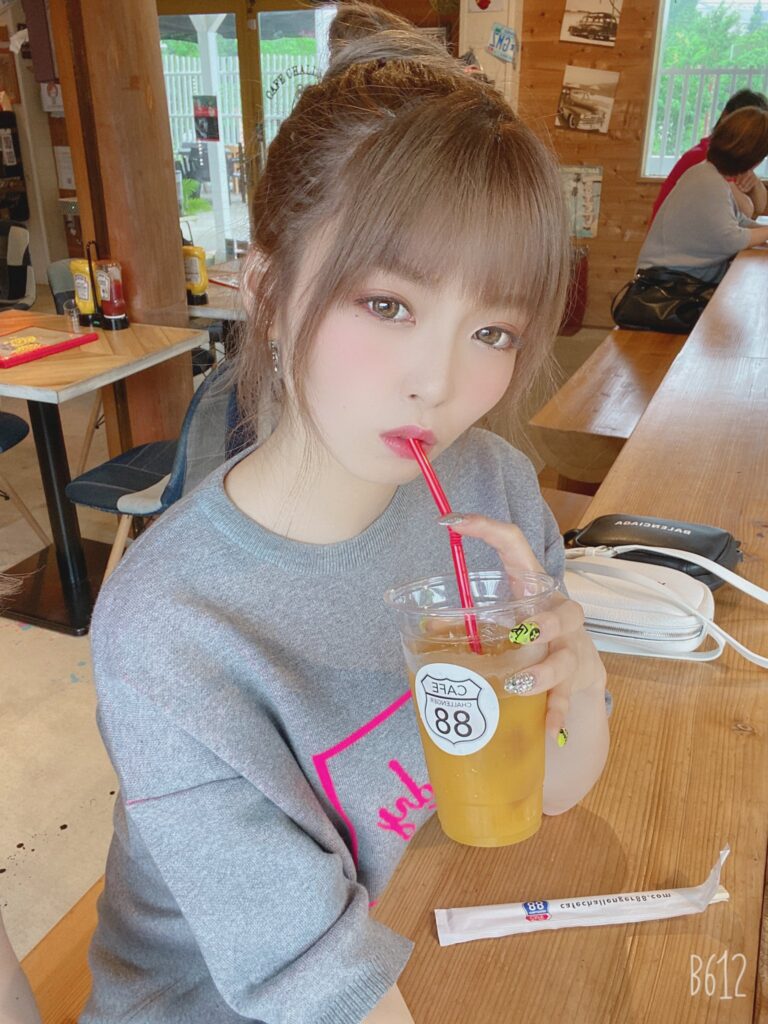 ゆいちゃみ　高校　X