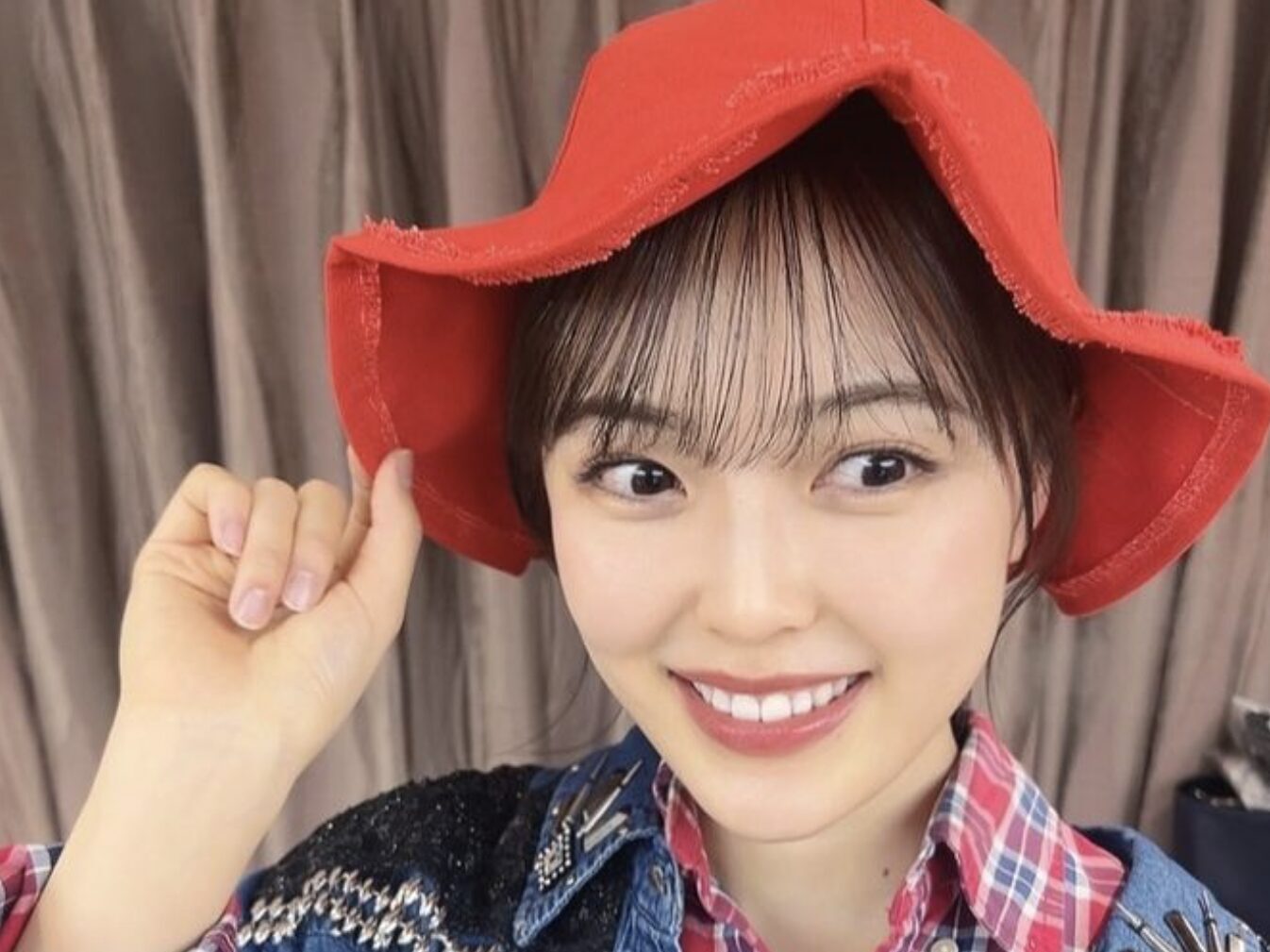 柴田柚菜　Instagram