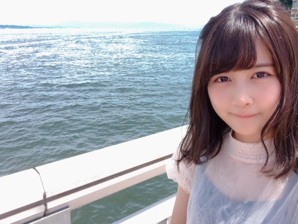 中村麗乃 X