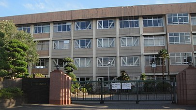 新原泰佑 飯能高校 wikipedia