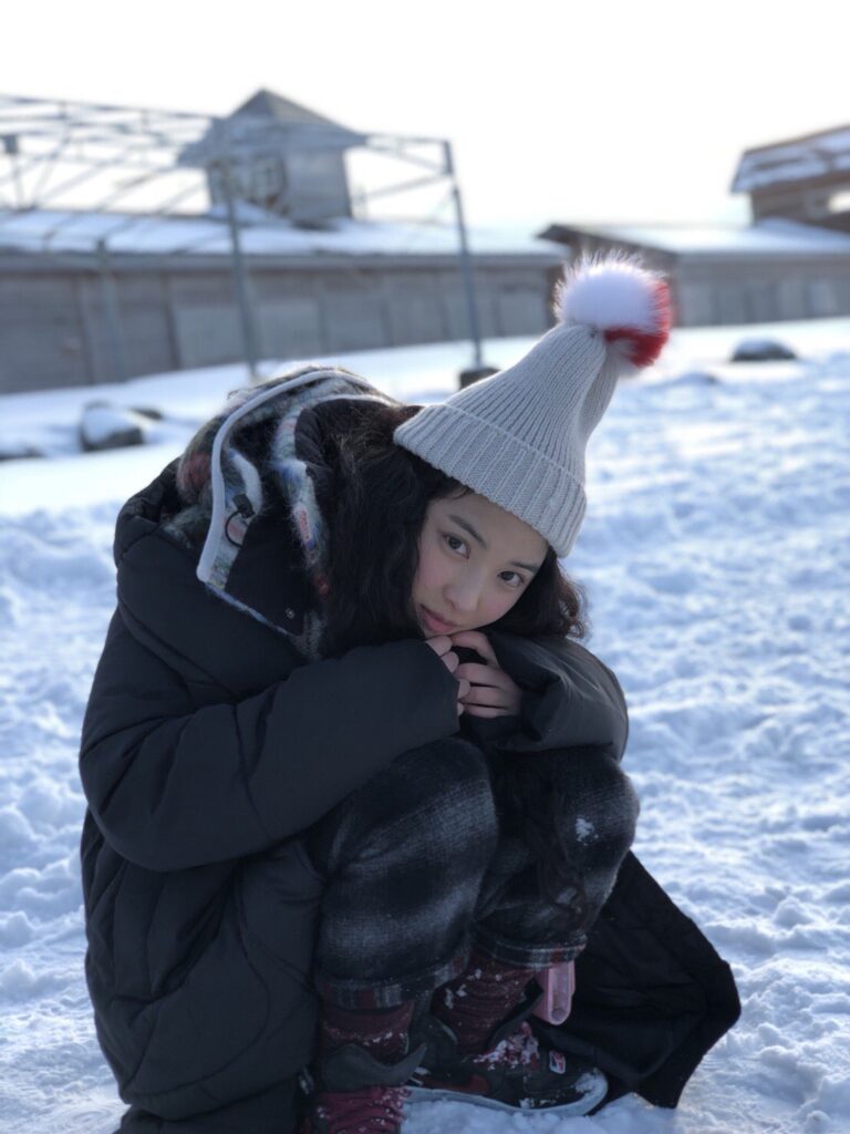 木下彩音 X