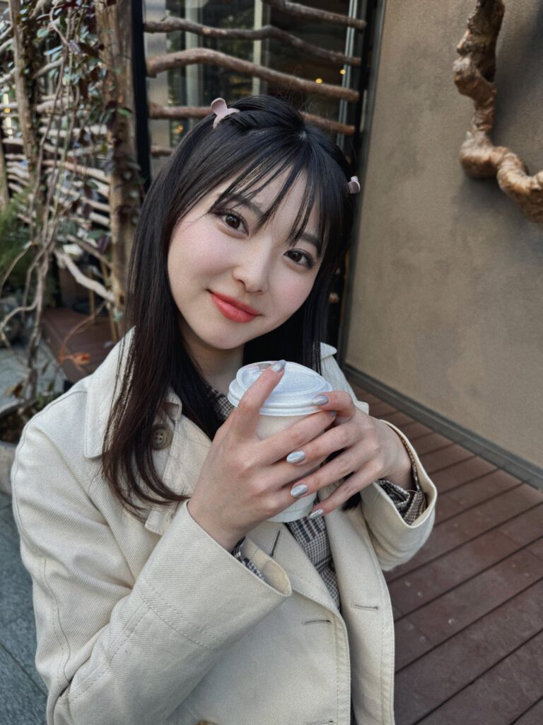 木下彩音 X