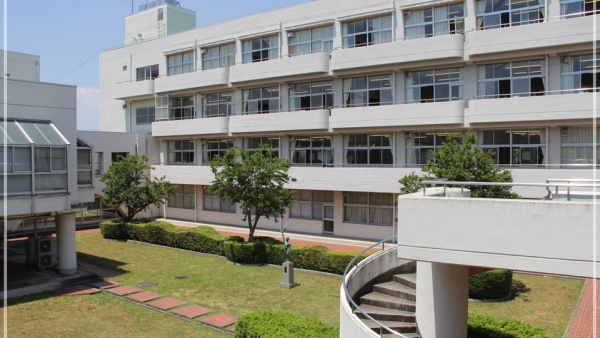 高崎経済大学付属高校　上毛新聞社