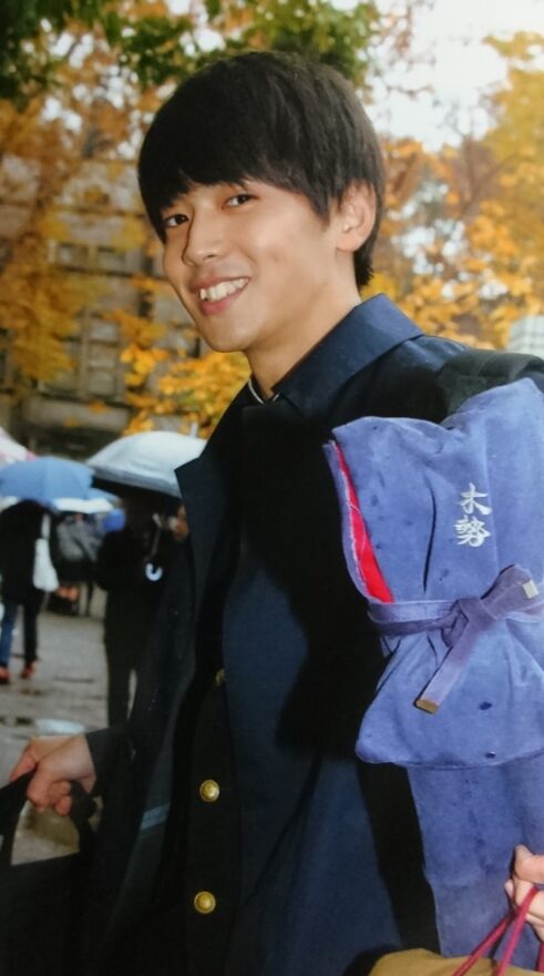 木瀬哲弥　制服姿
