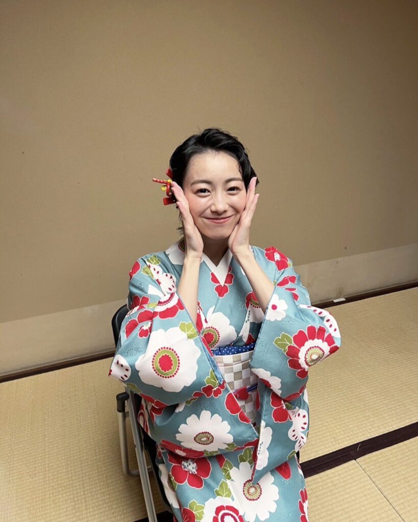 高田夏帆 X