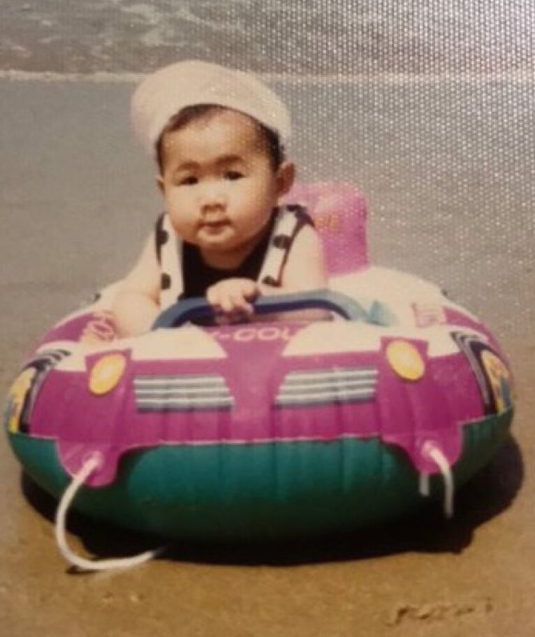 大家志津香 幼少期
https://x.com/ooyachaaan1228/status/1632754320453287936/photo/1