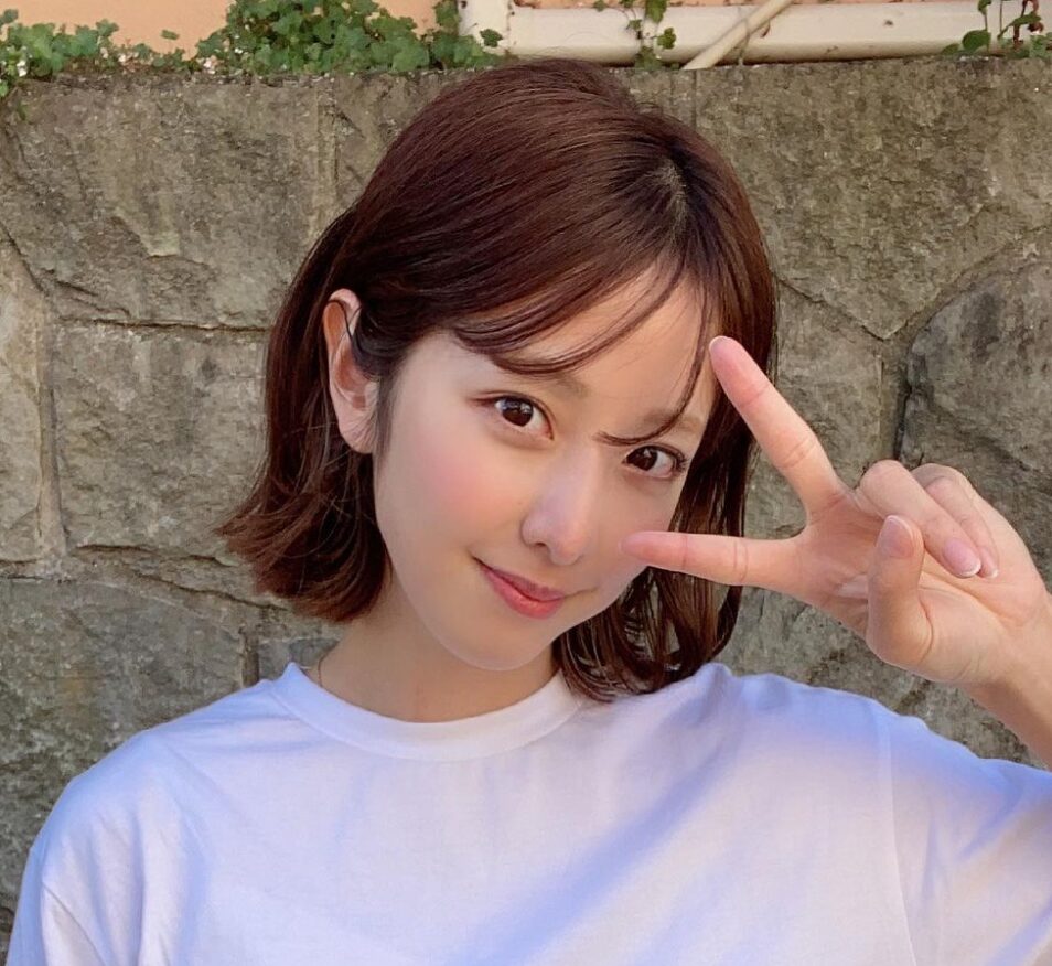 本郷杏奈 Instagram