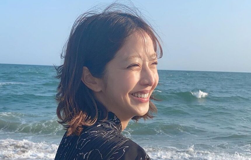 本郷杏奈 Instagram