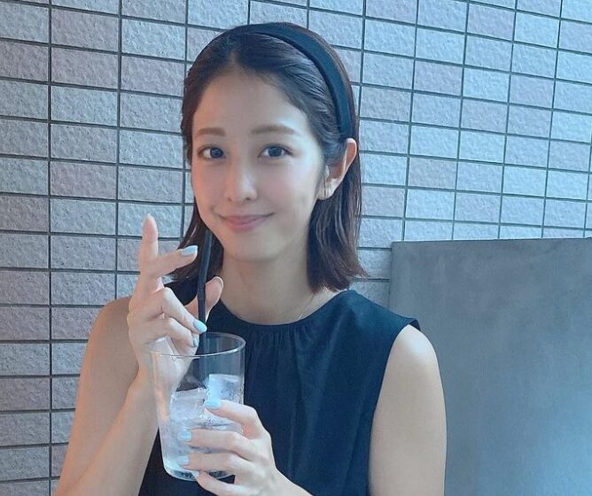 本郷杏奈 Instagram