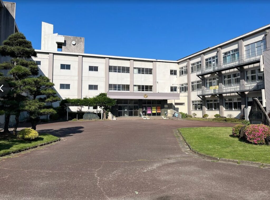 山梨大学教育学部附属中学校