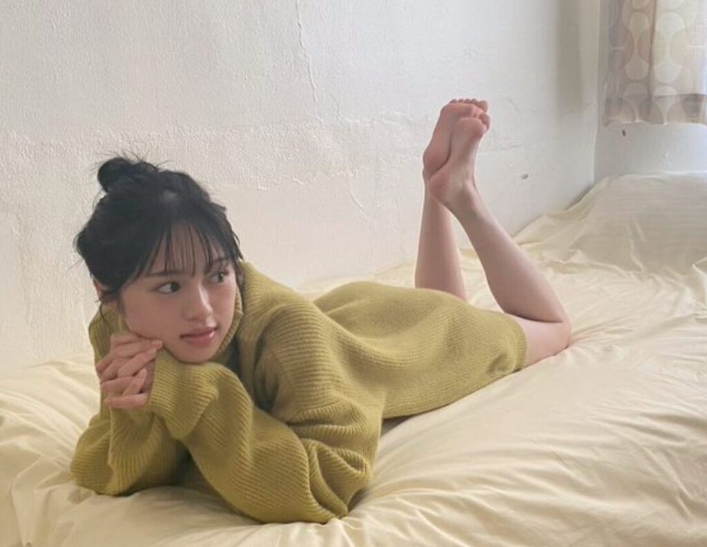 絵森彩　Instagram