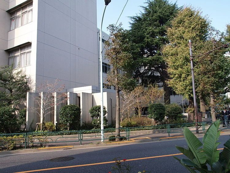 田牧そら　目黒高等学校