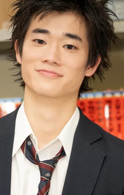 三浦獠太 制服姿
https://mezamashi.media/article/15153940