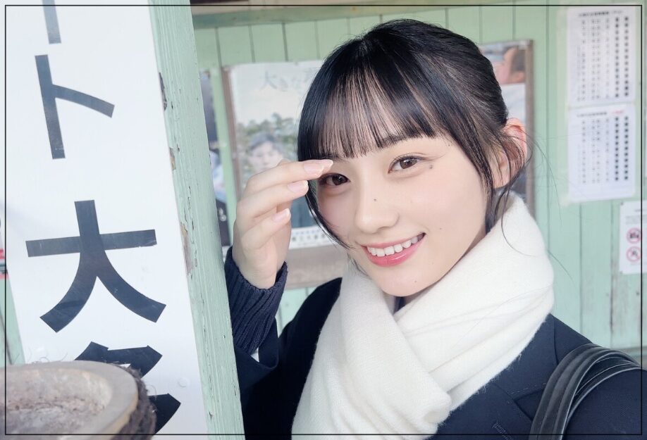 川﨑桜 制服姿