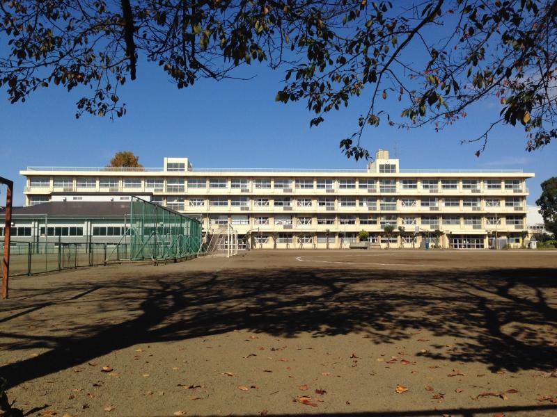浅川梨奈 X 所沢市立向陽中学校