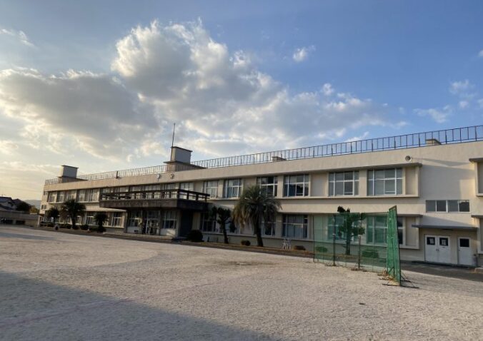 石田ニコル　岩国市立川下小学校