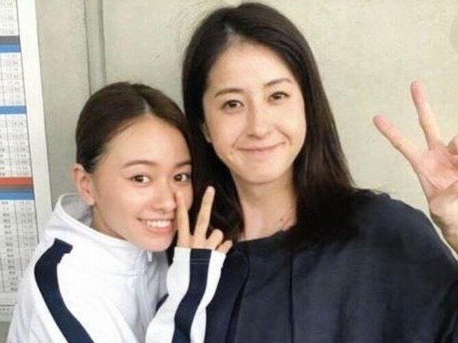 松本若菜　山本舞香