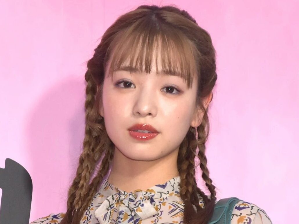 横田真悠 中学芸能界入り