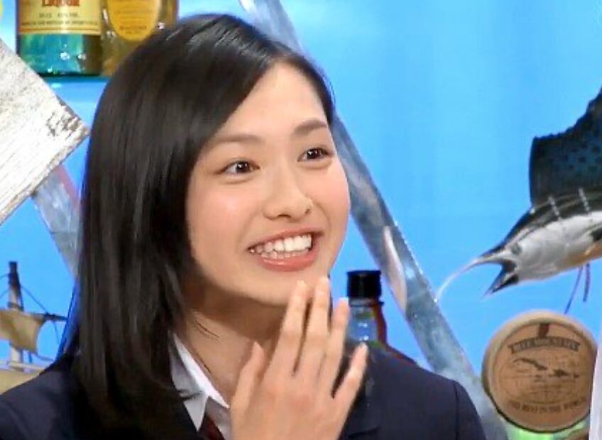 北村優衣 高校時代
https://x.com/yellownerd7/status/759552653001056257