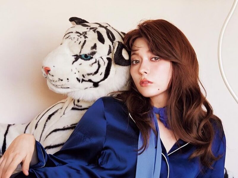 八木アリサ Instagram