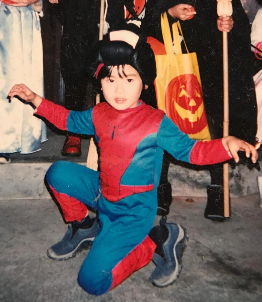 佐藤緋美 幼少期
https://www.instagram.com/p/BpjRhBTnxu1/