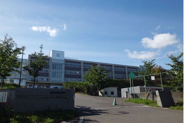 阿部凛 市立札幌旭丘高等学校 X