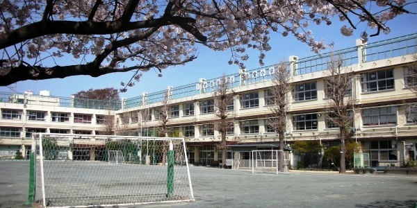 世田谷区立経堂小学校