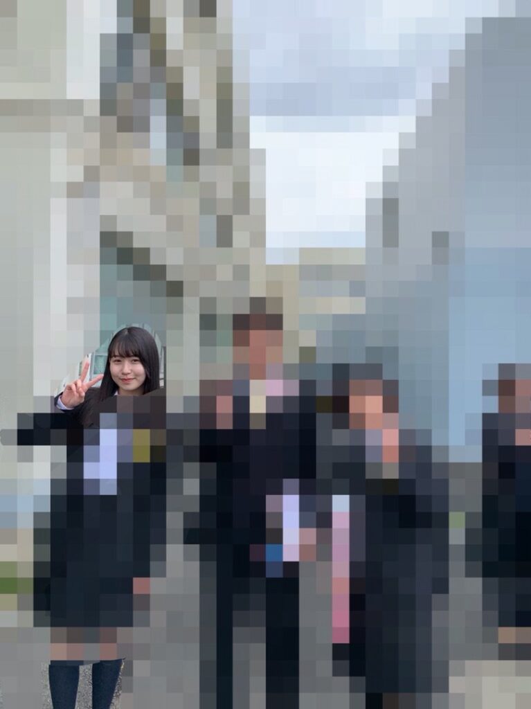 笠原桃奈(MOMONA)中学卒業写真 顔以外モザイク